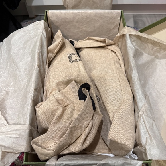 Gucci Men's Ed Patent Leather Bit Loafers - Picture 2 of 5